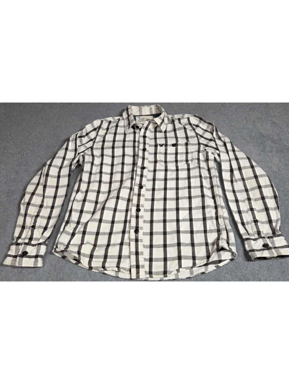 American Eagle Shirt Mens M Medium White Black Plaid Flannel Button Up Excellent